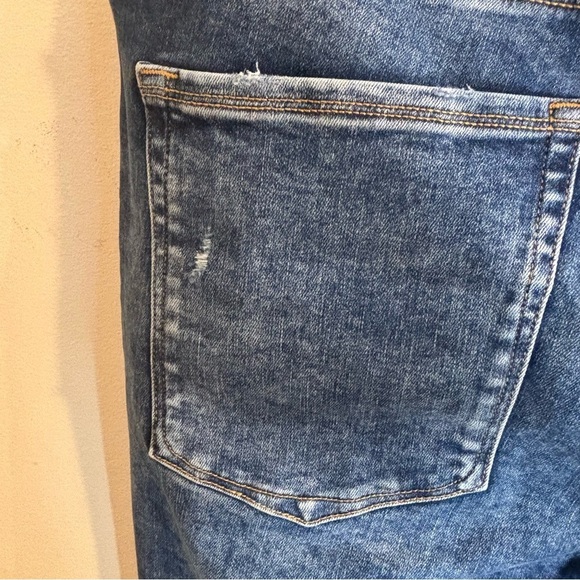 GOOD AMERICAN Sz 14-18 Jeans Always Fits Distressed Wiskering Mid-Wash High Rise - Picture 9 of 12